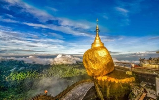 Jak vyměnit pen&iacute;ze v Myanmaru ( Barmě )